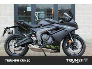 VENDO TRIUMPH DAYTONA 660 (2024 - 25) USATA A DOGLIANI (CODICE 9877240) - MOTO.IT