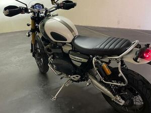 VENDO TRIUMPH SCRAMBLER 1200 XE (2019 - 20) USATA A REFRONTOLO (CODICE 9876979) - MOTO.IT