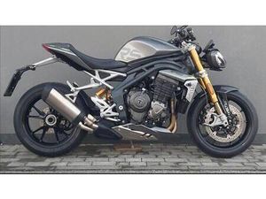 VENDO TRIUMPH SPEED TRIPLE 1200 RS (2021 - 24) USATA A CAMPODARSEGO (CODICE 9877137) - MOTO.IT