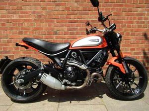 DUCATI SCRAMBLER 800 IN FANSASTIC CONDITION,VERY LOW MILES, AS ORIGINAL! 2019