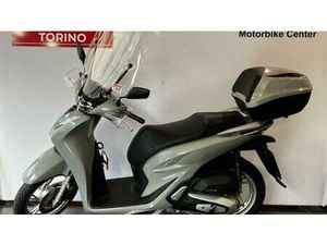 VENDO HONDA SH 150I (2020 - 23) USATA A SAN GIORGIO CANAVESE (CODICE 9877200) - MOTO.IT