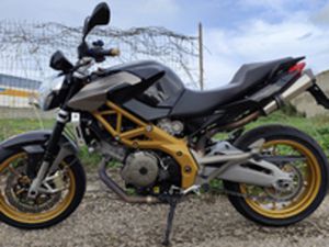APRILIA SHIVER 750