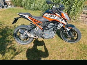 KTM DUKE 125 WENIG KM