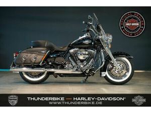 HARLEY-DAVIDSON TOURING FLHRC ROAD KING CLASSIC