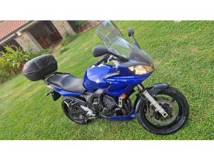 VENDO YAMAHA FZ6 (2004 - 07) USATA A GROSSETO (CODICE 9877289) - MOTO.IT