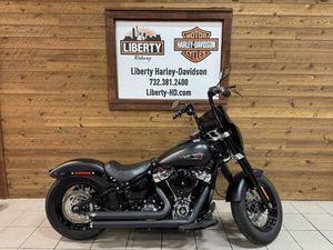 2019 HARLEY-DAVIDSON® SOFTAIL SLIM BLACK DENIM FLSL