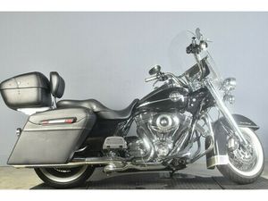 2009 HARLEY-DAVIDSON ROAD KING CLASSIC