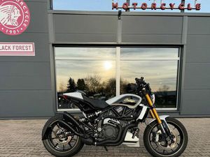 INDIAN FTR S CUSTOM 'GOLDEN EYE'