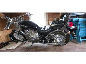 SUZUKI INTRUDER 1400
