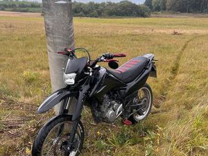 SUZUKI DR 125 SM