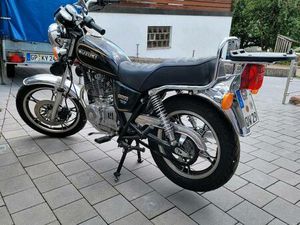 SUZUKI GN 250