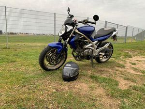 SUZUKI GLADIUS (SFV650) BJ 2009