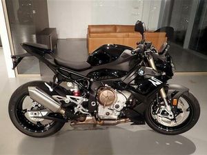 BMW S 1000 R PREMIUM SELECTION !