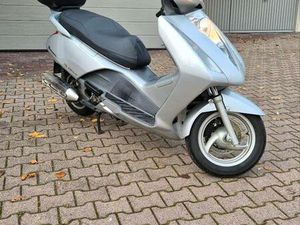 HONDA 125 PANTHEON