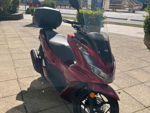 HONDA PCX 125 BJ.2021 TÜV NEU