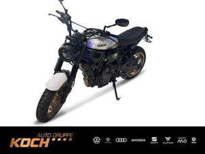 YAMAHA XSR 700 LEGACY MJ24 TZ AKRA SOFORT VERFÜGBAR!