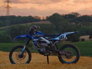 YAMAHA YZ 250F