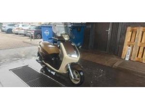 VIVACITY 2011 4TAKT BLAUWE KENTEKENT — SCOOTERS | PEUGEOT — MARKTPLAATS