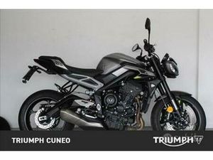 TRIUMPH STREET TRIPLE 765 R