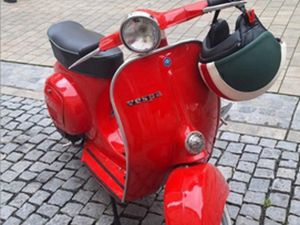 VESPA 50
