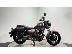 KEEWAY SUPERLIGHT 125 2022 6K MOT NOVEMBER 2026 VERY CLEAN CRUISER 125 CC BIKE 124 CC