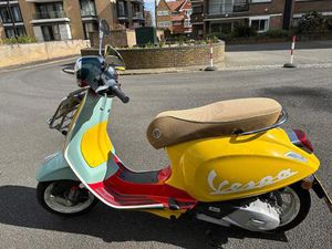 PIAGGIO VESPA PRIMAVERA 125 SW SCOOTER PETROL CVT EURO 5 (11 PS) 124 CC