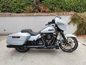 HARLEY-DAVIDSON TOURING STREET GLIDE 117
