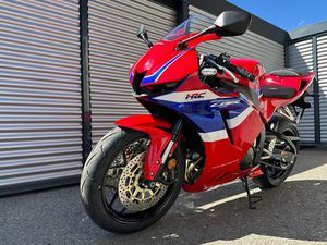 HONDA CBR600RR / SOFORT !! / 6 JAHRE GARANTIE !!