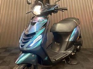 PIAGGIO ZIP 4T 3V BROM 2022 FULL OPTION GLANS CAMELEON — SCOOTERS | PIAGGIO — MARKTPLAATS