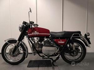 MOTO GUZZI NUOVO FALCONE 500 - 1974