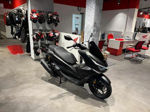 HONDA PCX125 2025 MATT BLACK *SOFORT VERFÜGBAR*