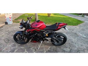 TRIUMPH STREET TRIPLE RS 765 2024