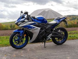 YAMAHA YZF-R3