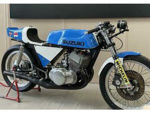 ZEIT ORIGINALE SUZUKI 500 ZWEITAKT RENNMASCHINE T500 TR500 GT500