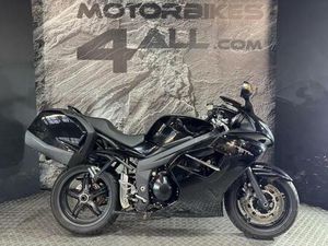 TRIUMPH SPRINT ST 1050