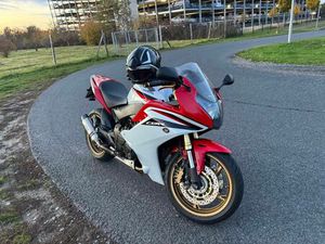 HONDA CBR600F