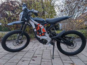 SUR-RON LIGHT BEE L1E-B - TOP ZUSTAND - ZUBEHÖR