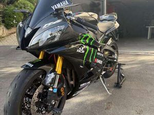 YAMAHA YZF-R6 YAMAHA R6 NERO