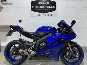 YAMAHA R6 600 EURO 4 599 CC