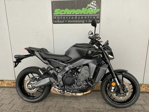 YAMAHA MT-09