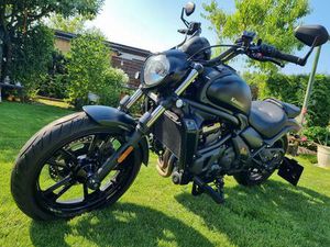 KAWASAKI VULCAN S - ABS – 1. HAND - BJ. APRIL 2022 – TOP ZUSTAND