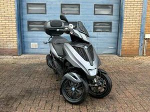 PIAGGIO MP3 300 LT YOURBAN 13 - AUTORIJBEWIJS — MOTOREN | PIAGGIO — MARKTPLAATS