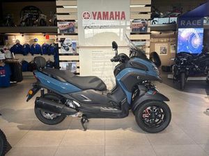 YAMAHA TRICITY 300 FAIBLE KILOMETRAGE 1ERE MAIN GTIE 12 MOIS 111€/MOIS* 2023 300 CM3 | SCOOTER | 5 200 KM | BLEU | 83520 ROQUEBRUNE SUR ARGENS