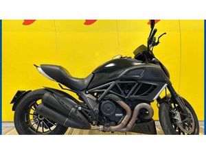 VENDO DUCATI DIAVEL 1200 DARK (2012 - 13) USATA A NERVIANO (CODICE 9878340) - MOTO.IT