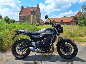 KAWASAKI Z650RS MIT ZUBEHÖR