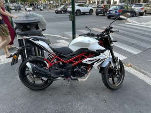 BENELLI BN 125 BIANCO
