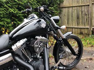 HARLEY-DAVIDSON DYNA WIDE GLIDE