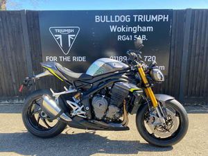 NEW TRIUMPH SPEED TRIPLE 1200 RS FOR SALE IN WOKINGHAM