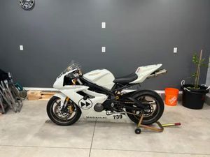 2008 TRIUMPH DAYTONA 675 TRACK BIKE FOR SALE