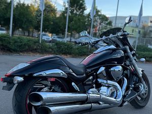 SUZUKI BOULEVARD M109R - VZR1800 →